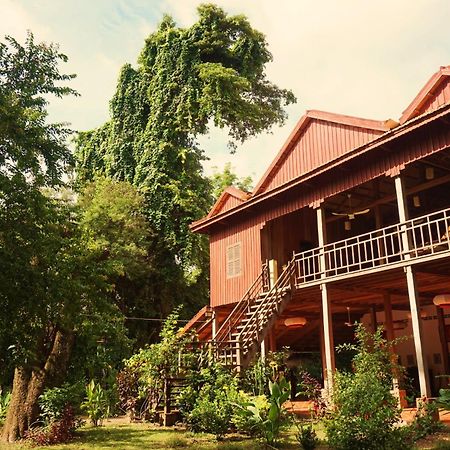 קראטייה Arun Mekong Guesthouse חדר תמונה