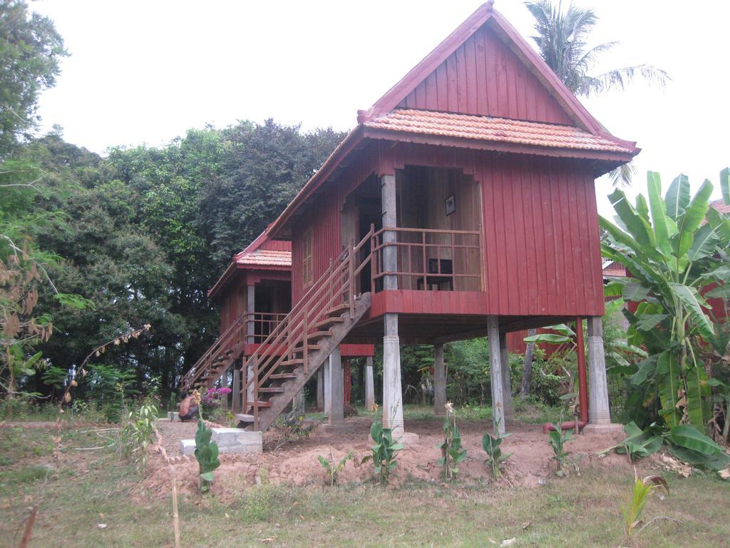 קראטייה Arun Mekong Guesthouse חדר תמונה